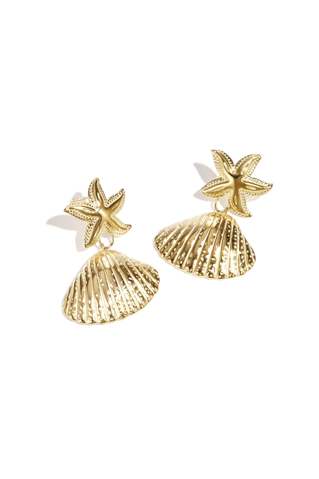 Earrings with starfish and shell