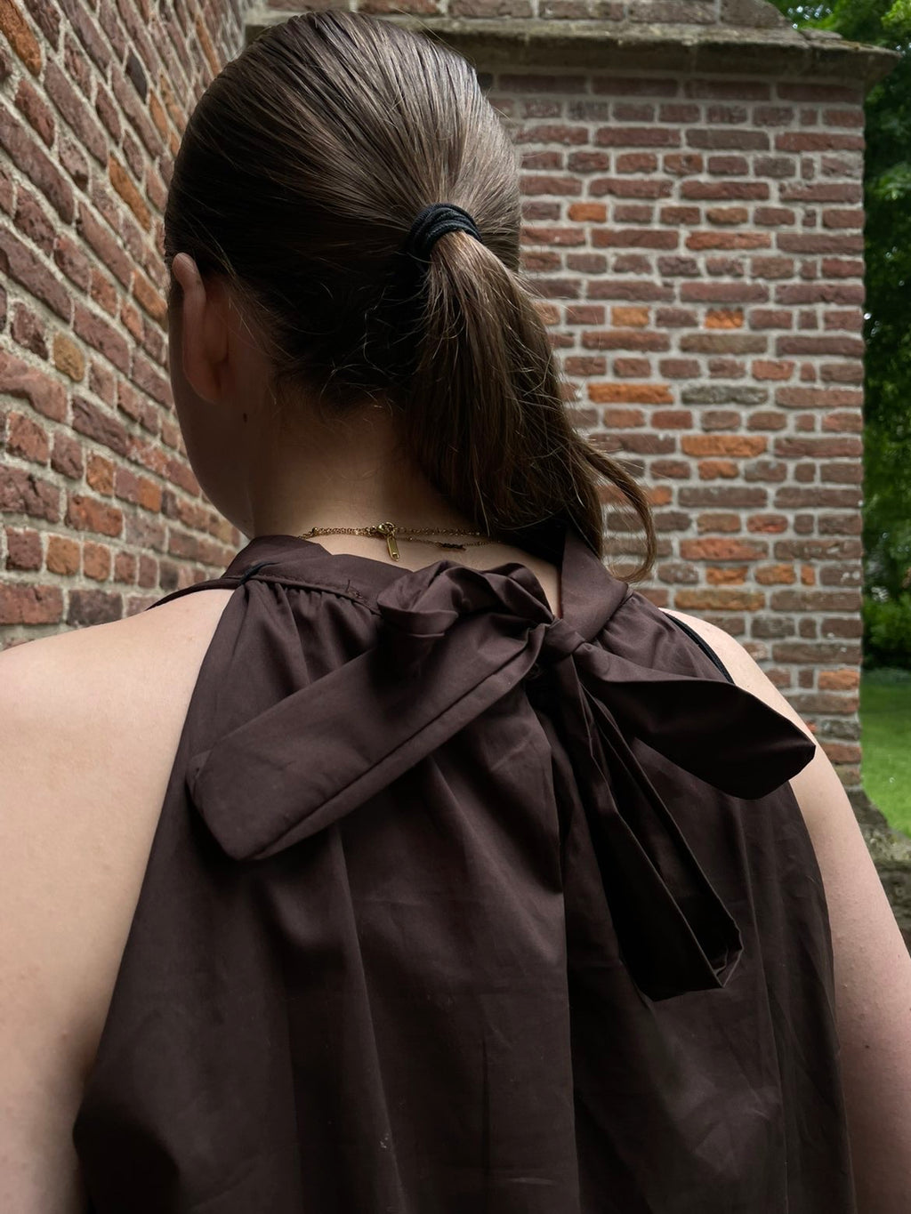Bruine top met strik